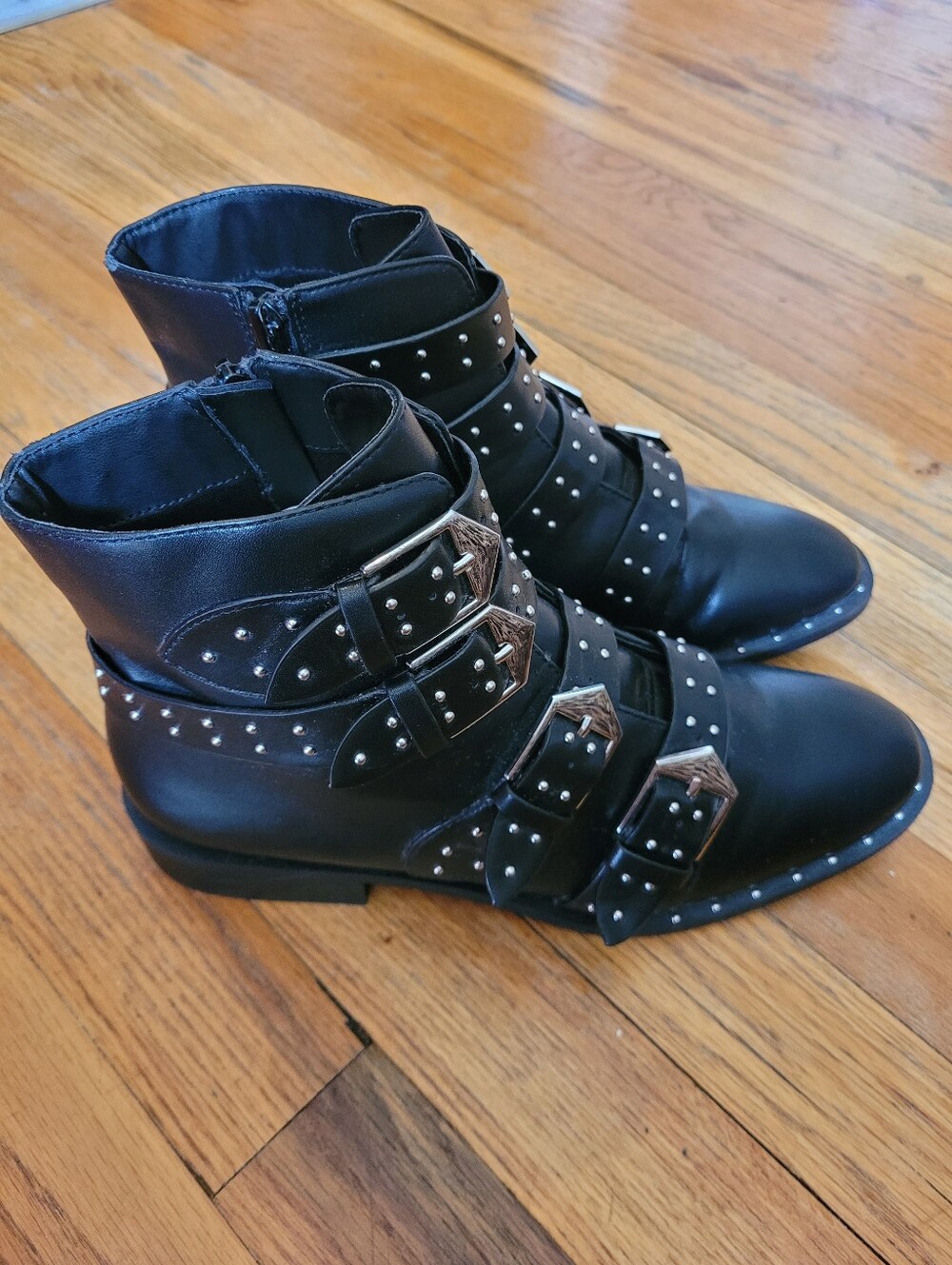 Forever 21 Studded Buckle Ankle Boots - Black Size 7.5